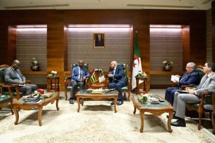 Robert Dussey approfondit le dialogue politique avec l’Algérie