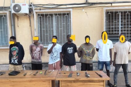 Lomé : la Police nationale démantèle plusieurs réseaux de vols et d’agressions dans les banlieues