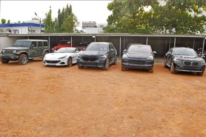 Lutte contre le trafic international : 12 véhicules volés aux États-Unis restitués par le Togo