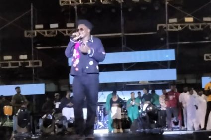 Concert live « Balikédé » : Adji Télépathe marque les esprits avec le soutien de Yas Togo